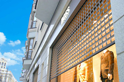 Виды роллет для коммерческих помещений