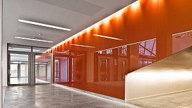 Применение стекла в офисном интерьере